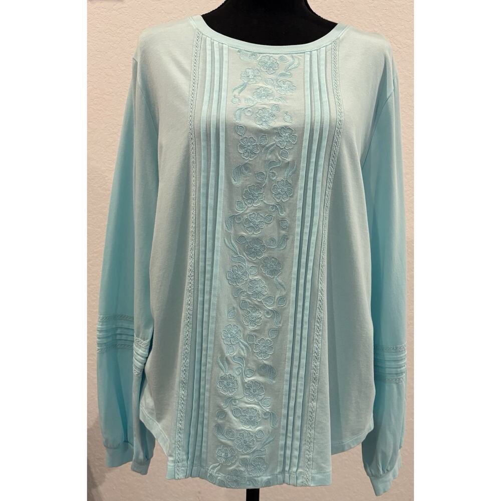 Lands’ End Ice Blue Long Sleeve Knit Top with Lace Trim Size Large